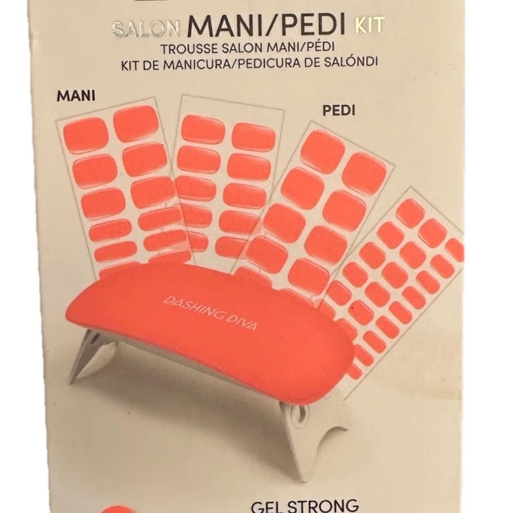 Dashing Diva Salon mani/pedi kit
